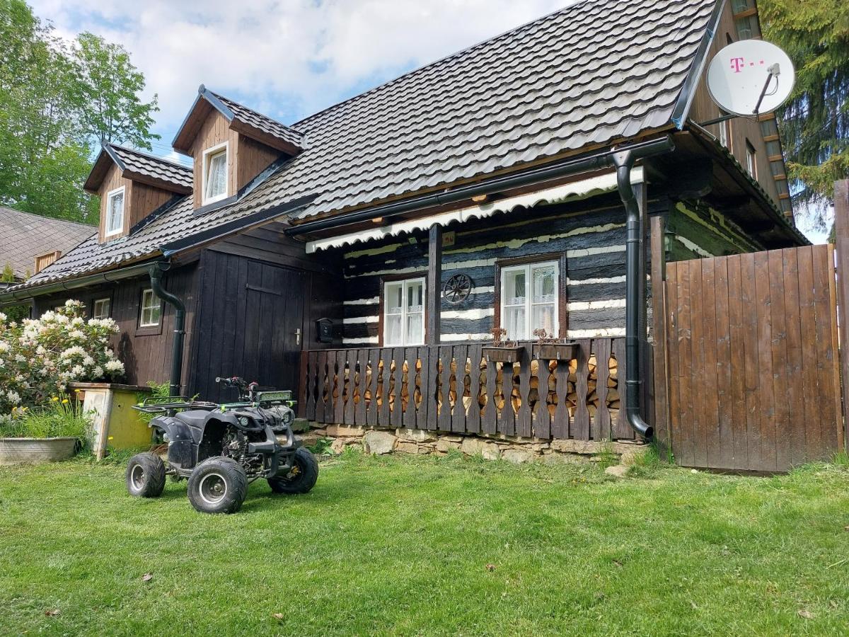 Roubenka U Potoka Vyprachtice Villa ภายนอก รูปภาพ
